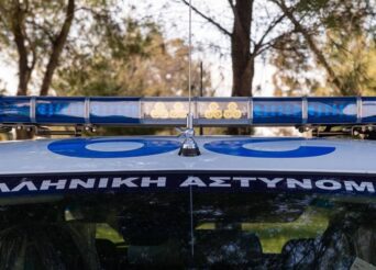 «ΚΑΡΤΈΡΙ» ΛΗΣΤΏΝ ΣΕ ΓΝΩΣΤΌ ΕΠΙΧΕΙΡΗΜΑΤΊΑ ΣΤΟΝ ΠΕΙΡΑΙΆ - ΤΟΥ ΆΡΠΑΞΑΝ 500.000 ΕΥΡΏ