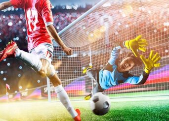 ΙΤΑΛΙΑ-ΚΟΡΩΝΟΪΟΣ: ΈΚΚΛΗΣΗ ΓΙΑ ΜΑΣΚΑ ΣΤΑ ΓΗΠΕΔΑ