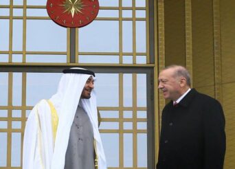 ΤΟΥΡΚΙΑ – ΤΙ ΣΗΜΑΤΟΔΟΤΕΙ Η ΣΤΡΟΦΗ ΕΡΝΤΟΓΑΝ ΣΤΟΝ ΑΡΑΒΙΚΟ ΚΟΣΜΟ