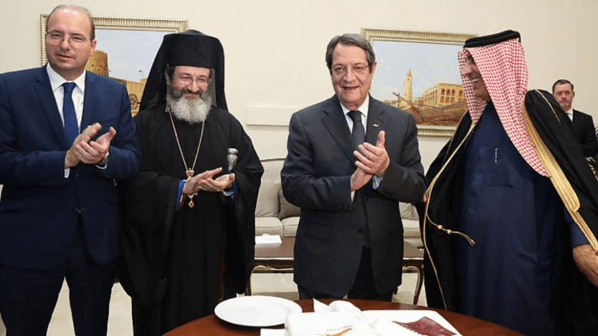 ΠΡΟΕΔΡΟΣ ΑΝΑΣΤΑΣΙΑΔΗΣ: ΨΗΦΟΣ ΕΜΠΙΣΤΟΣΥΝΗΣ Η ΑΔΕΙΟΔΟΤΗΣΗ ΤΟΥ ΟΙΚΟΠΕΔΟΥ 5 ΤΗΣ ΑΟΖ
