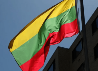 Η ΛΙΘΟΥΑΝΙΑ ΚΛΕΙΝΕΙ ΤΗΝ ΠΡΕΣΒΕΙΑ ΤΗΣ ΣΤΗΝ ΚΙΝΑ