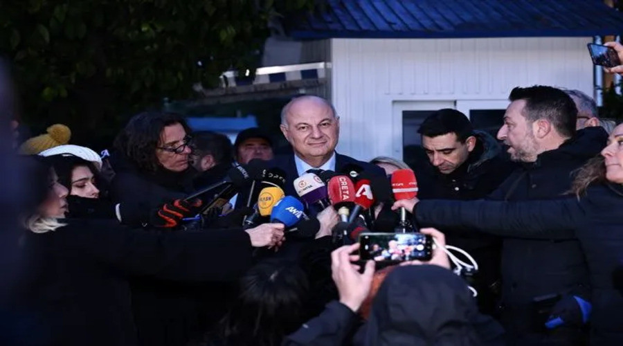 ΤΑ “ΤΕΧΝΙΚΑ ΔΩΡΑ” ΤΟΥ ΜΗΤΣΟΤΑΚΗ ΣΤΟΥΣ ΑΓΡΟΤΕΣ