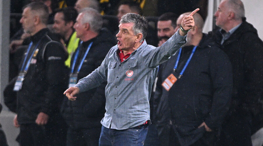 ΜΕΝΤΙΛΙΜΠΑΡ: “ΟΣΑ ΣΥΝΕΒΗΣΑΝ ΕΔΩ ΔΕΝ ΑΝΕΒΑΖΟΥΝ ΤΟ ΕΛΛΗΝΙΚΟ ΠΟΔΟΣΦΑΙΡΟ”