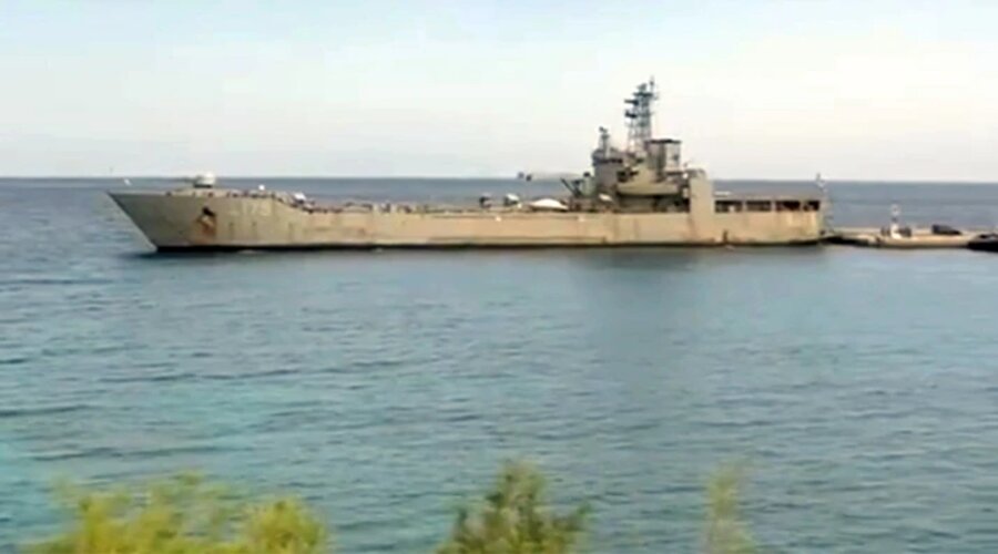 ΕΦΤΑΣΑΝ ΟΙ ΠΥΡΑΥΛΟΙ PATRIOT ΣΤΗΝ ΚΑΡΠΑΘΟ – ΕΙΚΟΝΕΣ ΑΠΟ ΤΟ ΠΛΟΙΟ ΠΟΥ ΜΕΤΕΦΕΡΕ ΤΟΥΣ ΠΥΡΑΥΛΟΥΣ