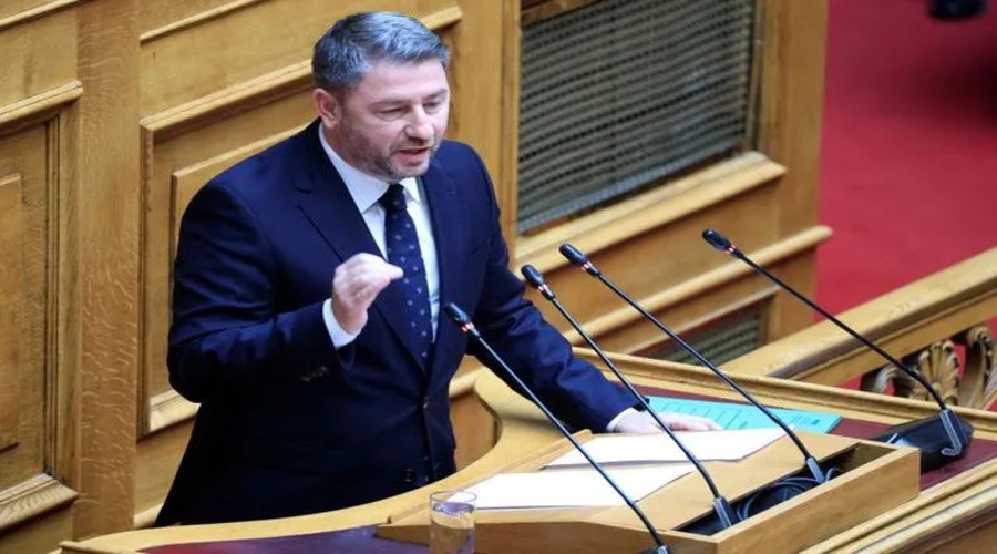 ΑΝΤΙΠΟΛΙΤΕΥΣΗ ΣΕ ΜΗΤΣΟΤΑΚΗ: “ΜΗΝ ΕΜΠΛΕΞΕΤΕ ΤΗΝ ΕΛΛΑΔΑ ΣΕ ΠΟΛΕΜΟ”