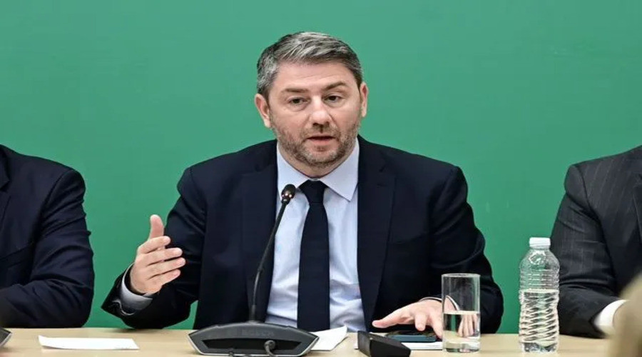 “ΣΗΜΑ ΚΑΤΑΤΕΘΕΝ” ΓΙΑ ΤΟ ΠΑΣΟΚ Η ΤΕΤΡΑΗΜΕΡΗ ΕΡΓΑΣΙΑ