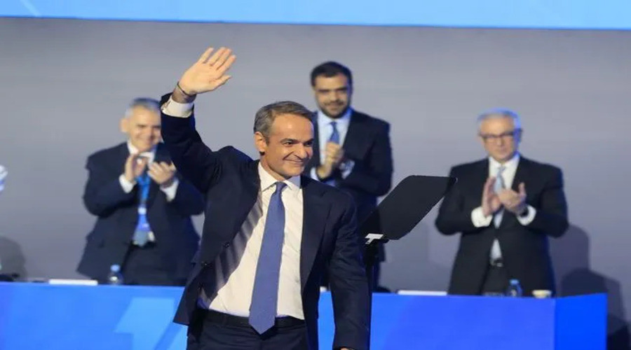ΠΩΣ ΑΠΕΙΛΟΥΝ ΕΜΜΕΣΩΣ ΤΗ ΝΔ ΤΑ ΝΕΑ ΚΟΜΜΑΤΑ