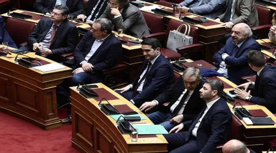 ΕΤΟΙΜΟ ΤΟ ΠΑΣΟΚ ΓΙΑ ΤΗΝ ΣΥΝΤΑΓΜΑΤΙΚΗ ΑΝΑΘΕΩΡΗΣΗ