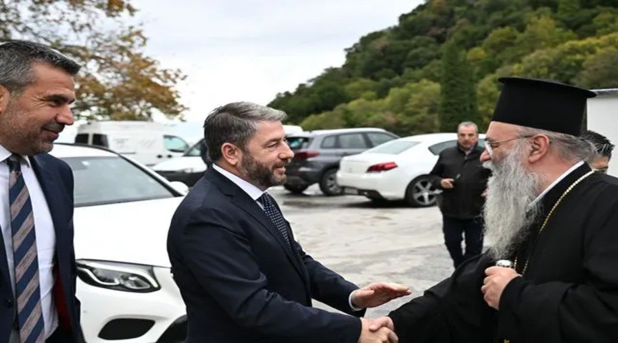 ΑΝΔΡΟΥΛΑΚΗΣ ΓΙΑ ΔΗΜΟΓΡΑΦΙΚΟ: “ΚΑΘΕ ΜΕΡΑ ΤΑ ΠΡΑΓΜΑΤΑ ΧΕΙΡΟΤΕΡΕΥΟΥΝ ΓΙΑ ΤΗΝ ΕΛΛΗΝΙΚΗ ΥΠΑΙΘΡΟ”