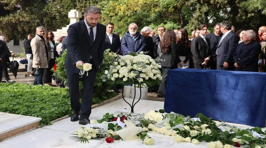 ΑΝΔΡΟΥΛΑΚΗΣ ΓΙΑ ΦΩΦΗ ΓΕΝΝΗΜΑΤΑ: “ΚΡΑΤΗΣΕ ΤΟ ΠΑΣΟΚ ΟΡΘΙΟ ΚΑΤΩ ΑΠΟ ΔΥΣΚΟΛΕΣ ΣΥΝΘΗΚΕΣ”